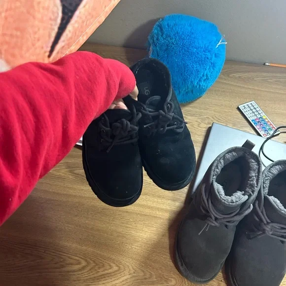 black and grey ugg boots